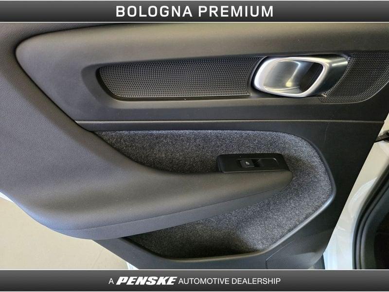 Volvo XC40 XC40 T2 Geartronic Momentum Pro