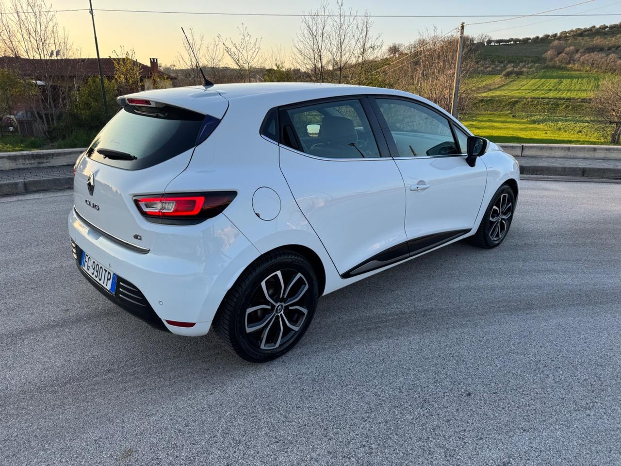Renault Clio dCi 8V 90 CV Start&Stop 5 porte Energy Duel2