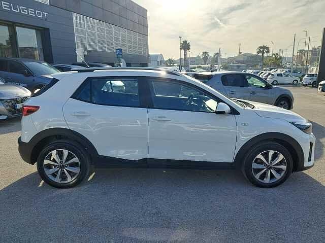 Kia Stonic 1.2 DPI Urban TT