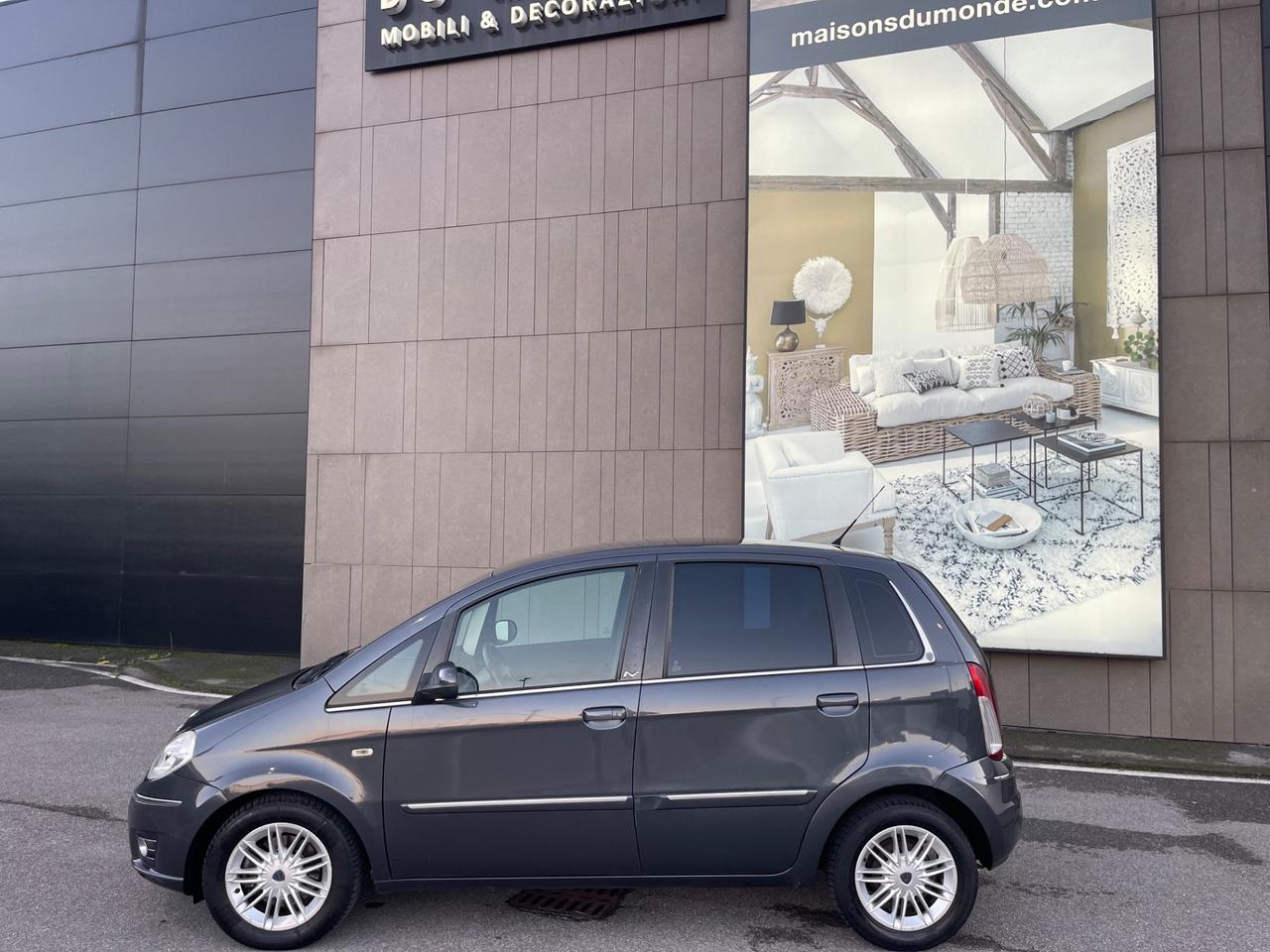 Lancia MUSA 1.3 Mjt 95 CV Platinum