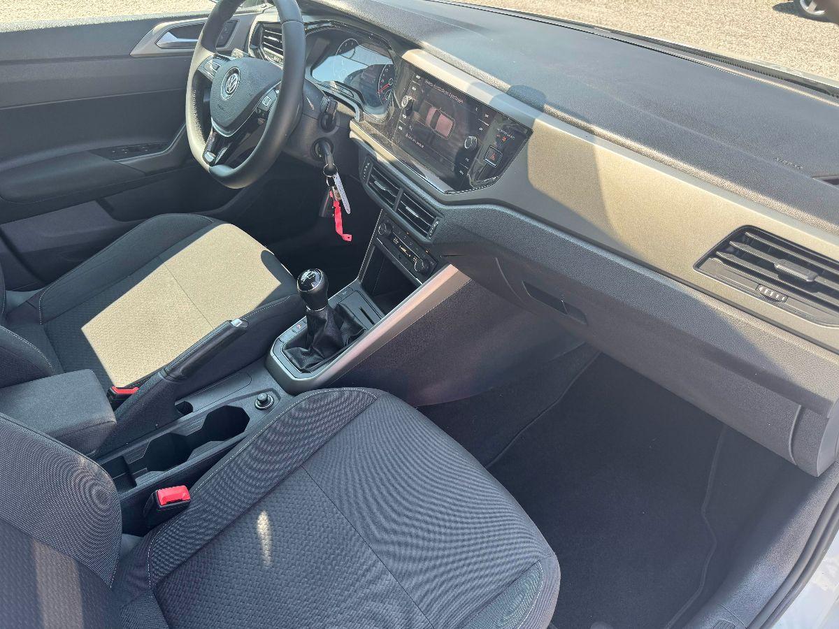 VOLKSWAGEN - Polo - 1.0 TSI R-Line NEO PATENATI