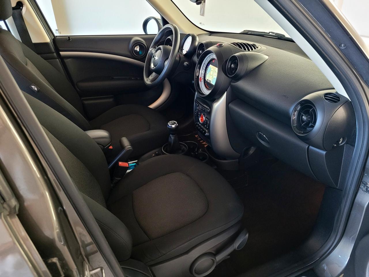 Mini Cooper D Countryman 1.6 NAVI XENON PDC CLIMA C.LEGA 17"