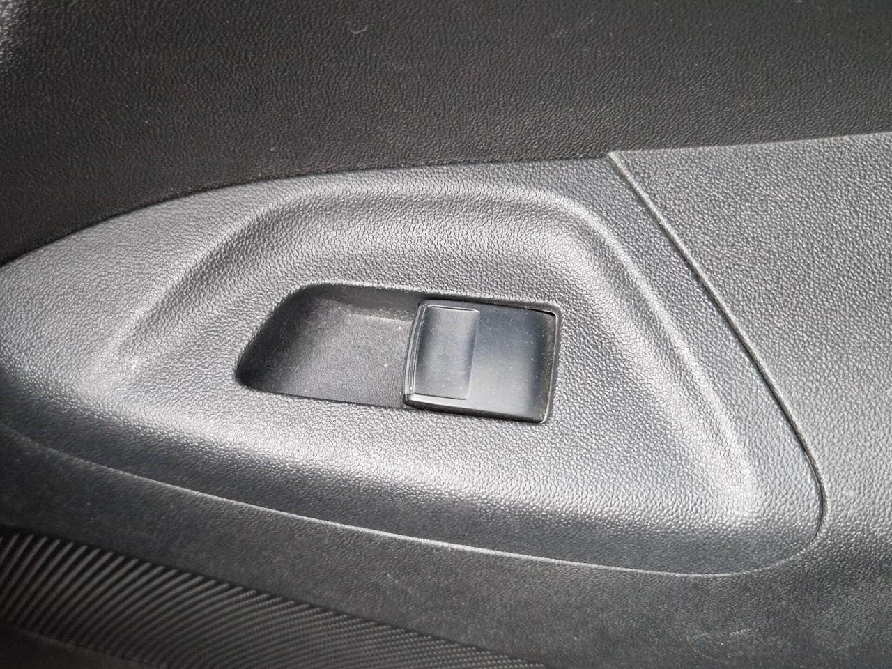 Peugeot 108 VTi 68 5 porte Allure TOP cabriolet