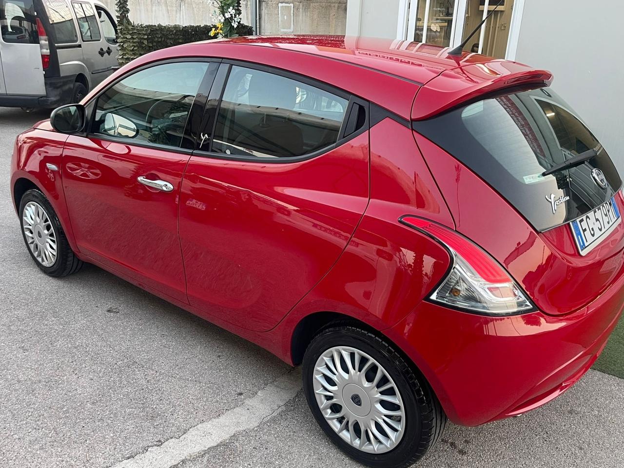 Lancia Ypsilon 1.2 69 CV Silver NUOVA GARANZIA