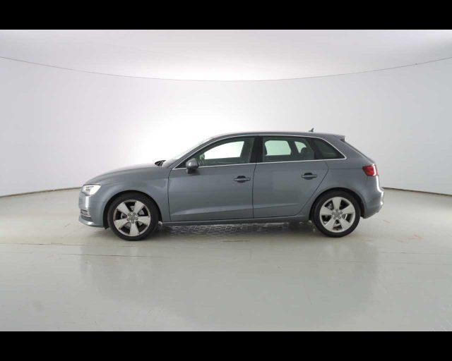 AUDI A3 SPB 1.6 TDI clean diesel Ambition