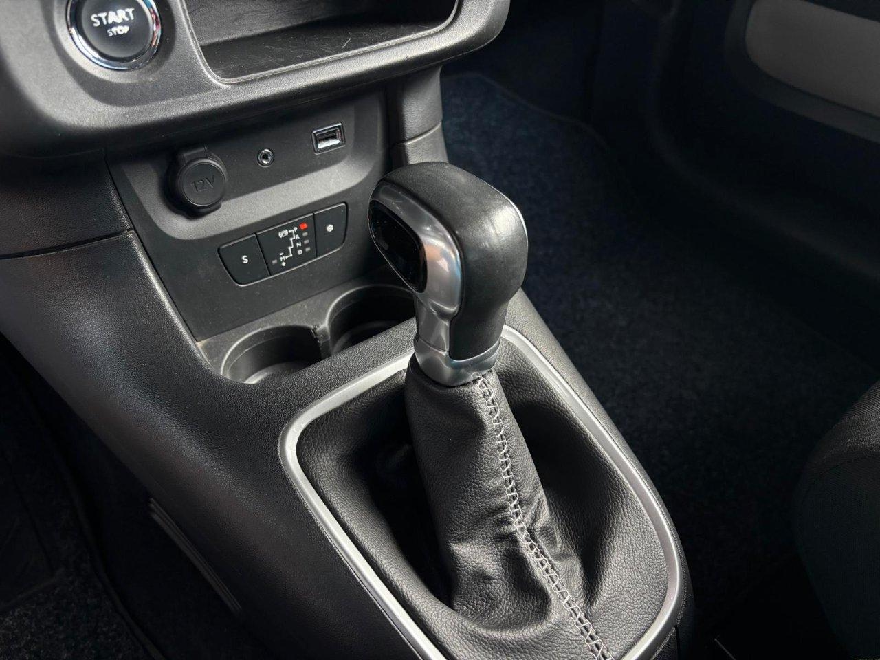 Citroen C3 1.2 puretech Shine s&s 110cv eat6