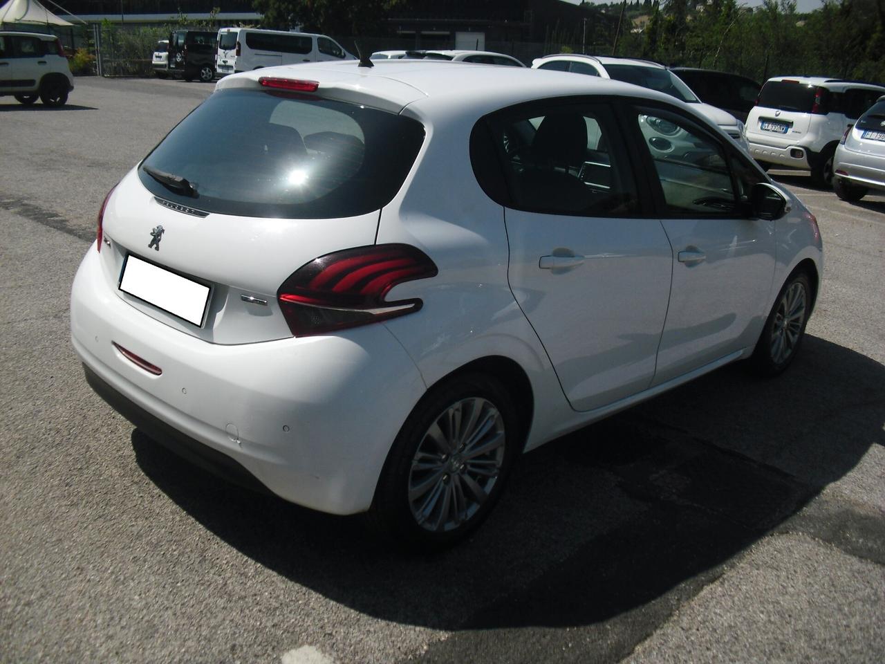 Peugeot 208 PureTech 82 5 porte Active, OTTIME CONDIZIONI, OK NEOPATENTATI!