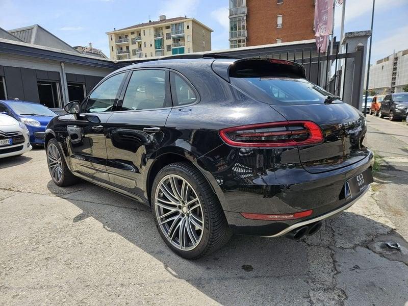 Porsche Macan Turbo