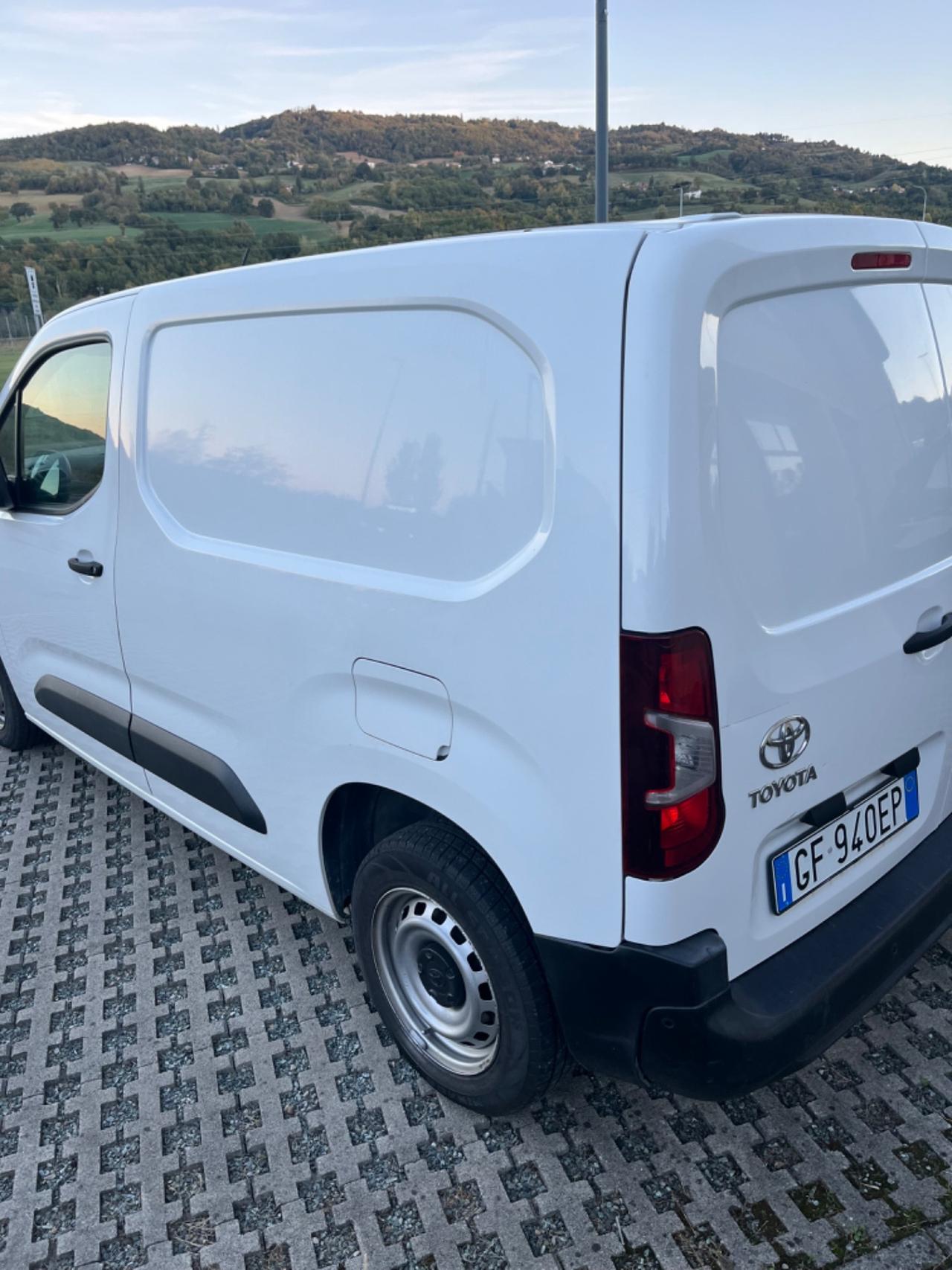Toyota Proace 1.5D 105cv 3 posti
