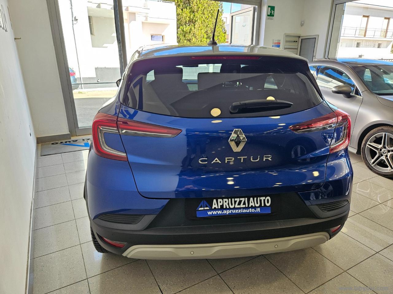 RENAULT Captur TCe 140 CV Intens