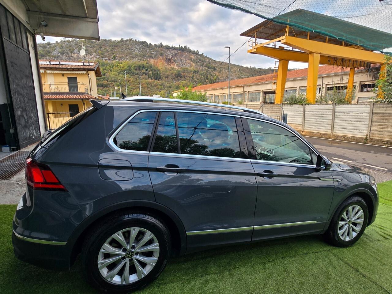 VW Tiguan 2.0 TDI 150 CV Life 90000KM-2022