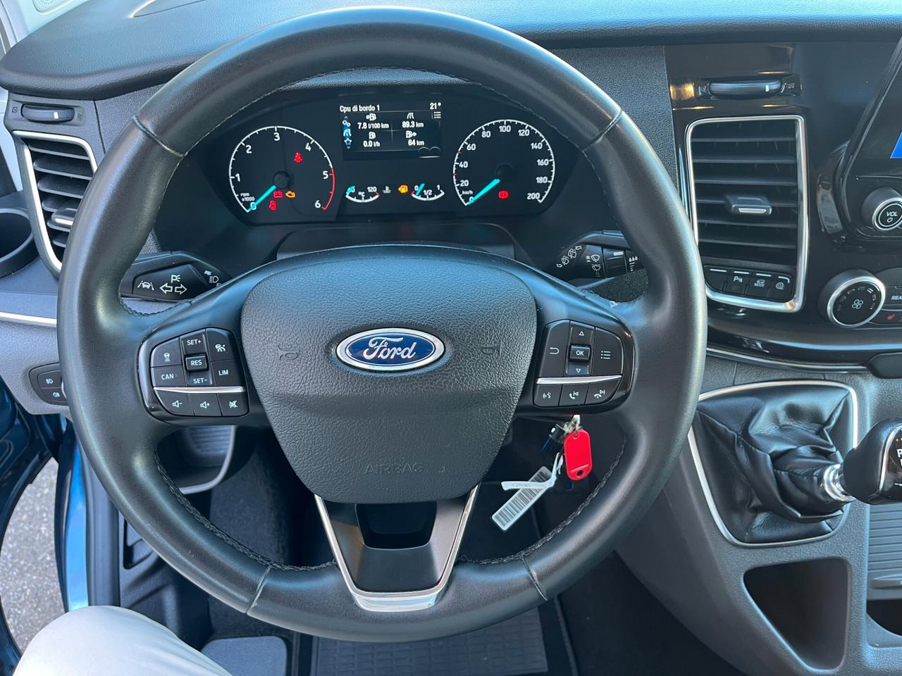 Ford Tourneo Custom 320 2.0 EcoBlue 150CV PC Titanium