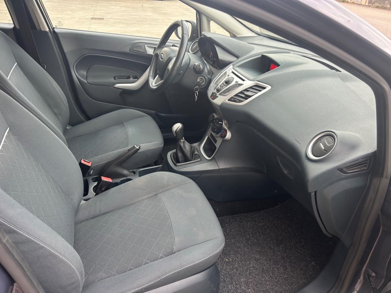 Ford Fiesta 1.4 TDCi 70CV 5p.**113000km**