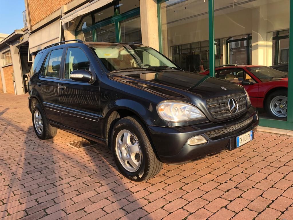 MERCEDES Classe M ML 270 CDI