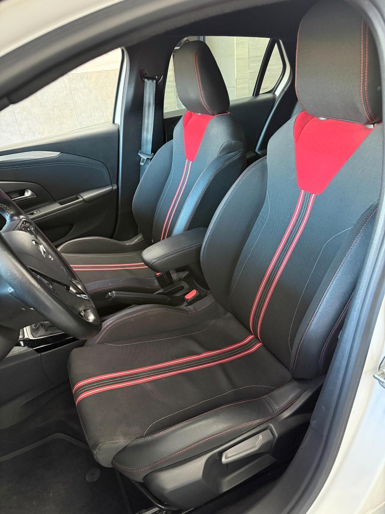Opel Corsa 1.2 100 CV GS Line