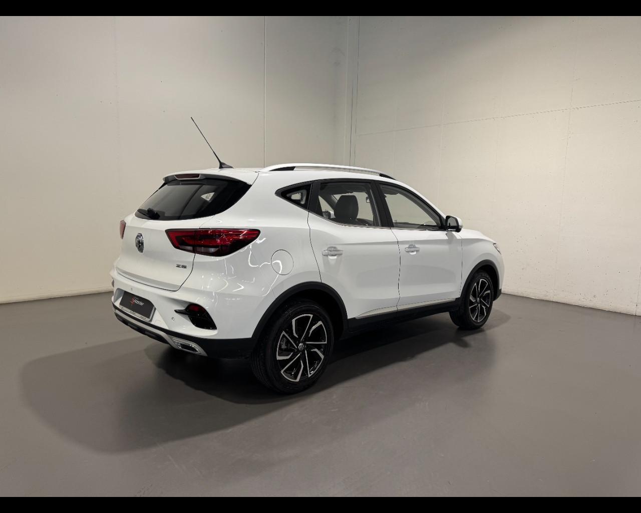 MG ZS 1.5 LUXURY