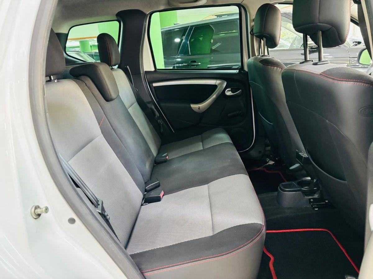 Dacia Duster 1.5 dCi 110 CV 4x2 Lauréate