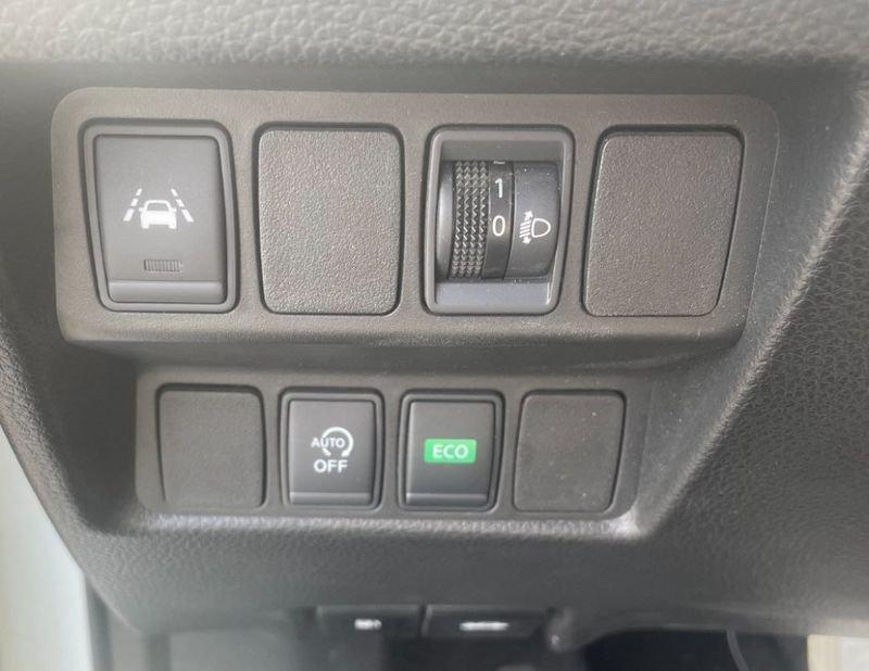 Nissan Qashqai 1.6 dCi 2WD C.AUTOMATICO 1°PROP-GARANZIA-KM CERTIF