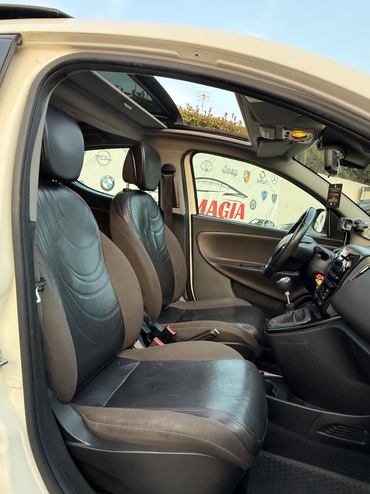 Lancia Ypsilon 1.3 MJT 16V 95 CV 5 porte S&S Platinum