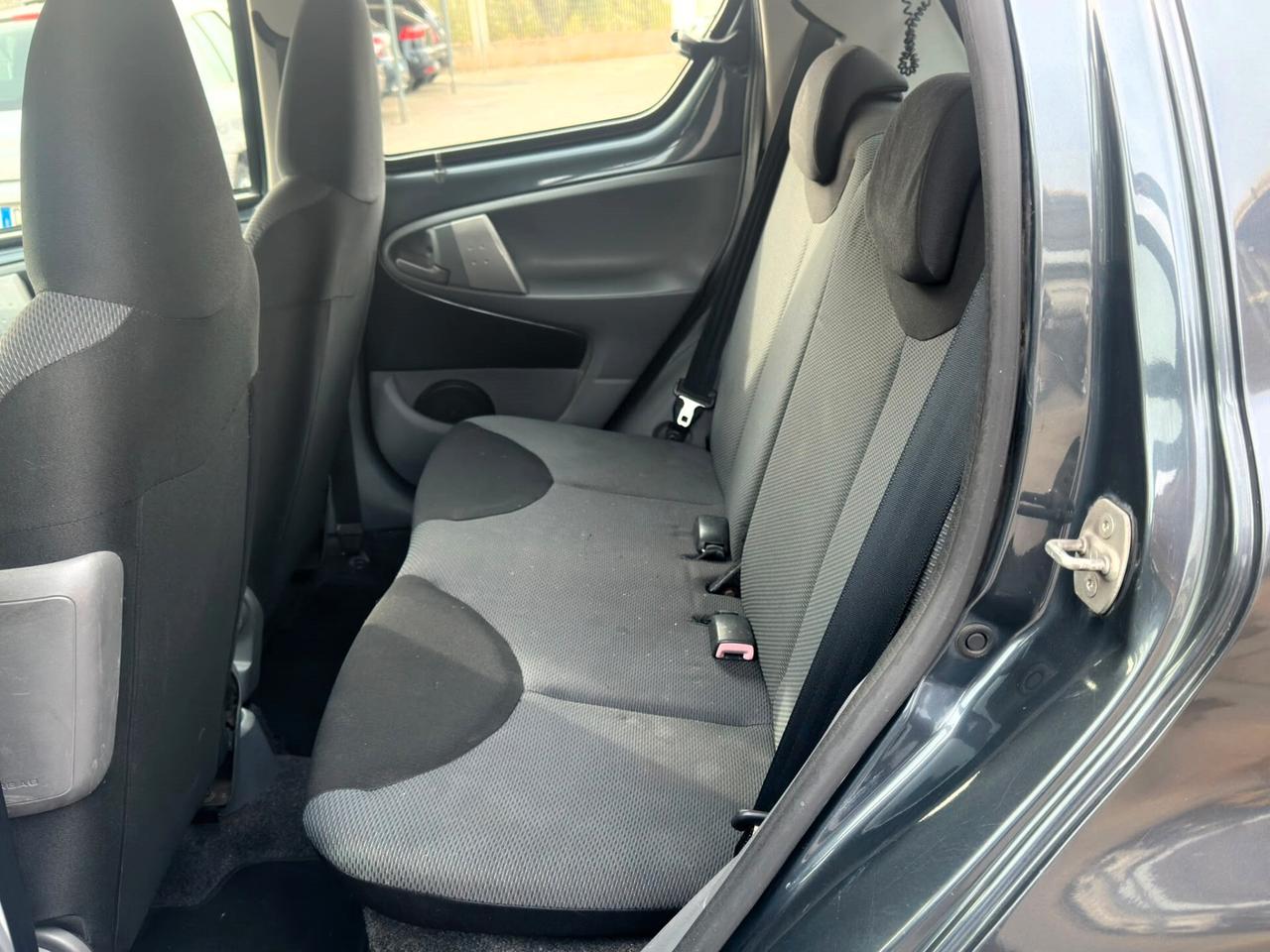 Toyota Aygo 1.0 12V VVT-i 5 porte