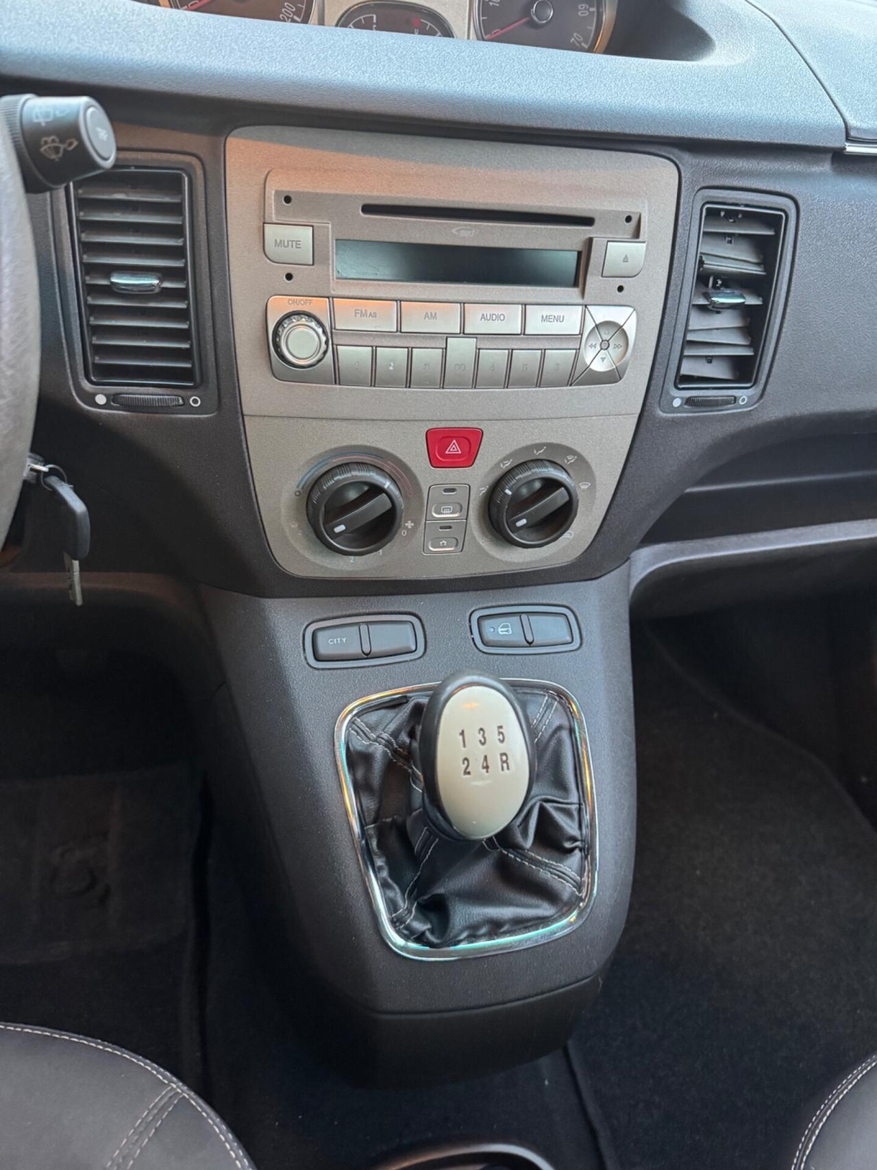 Lancia MUSA 1.4 Platino Ecochic GPL