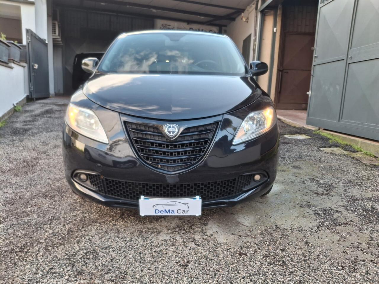 Lancia Ypsilon 1.2 69 CV 5 porte Elefantino