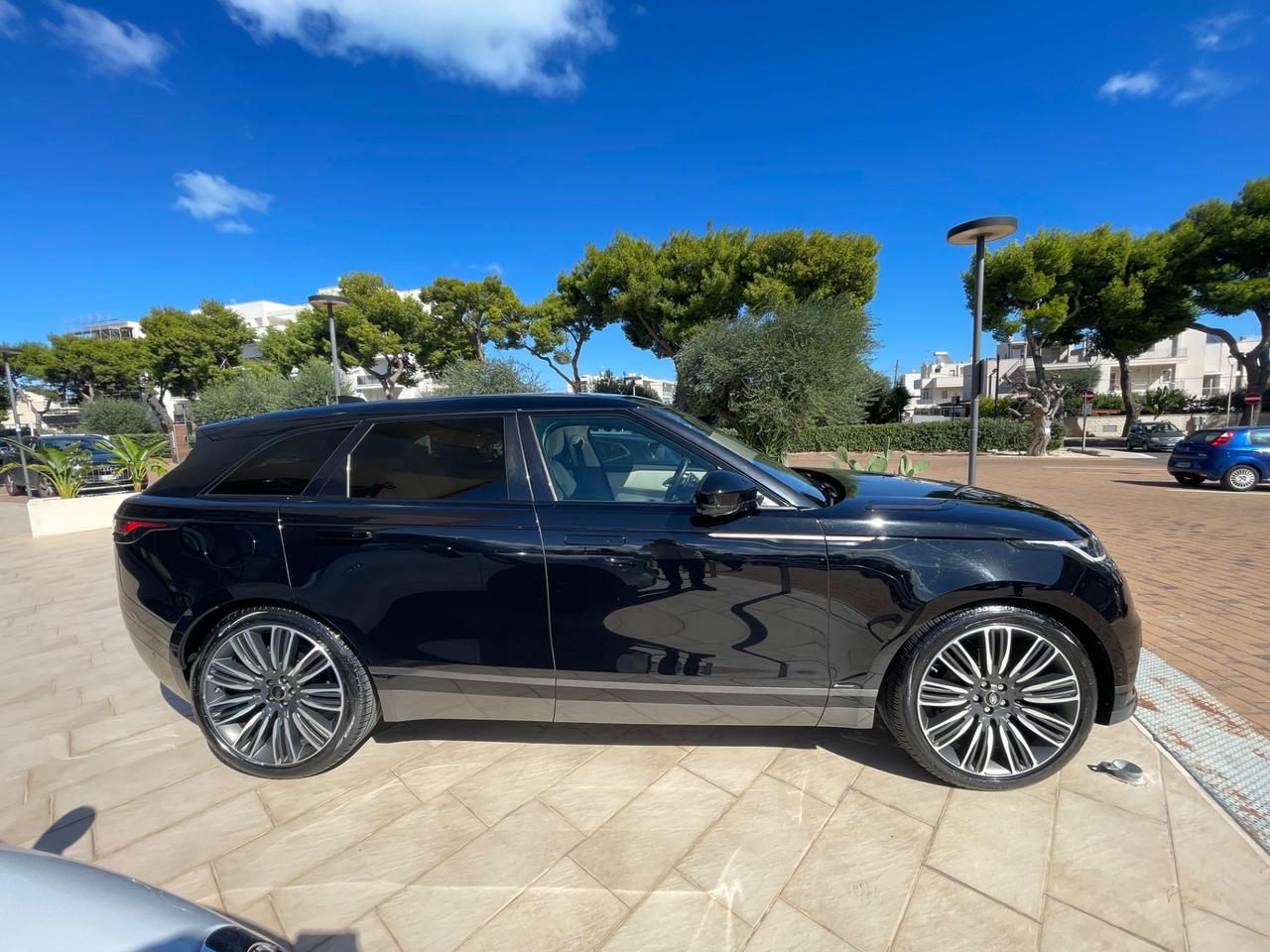Land Rover Range Velar 2.0D I4 240 CV R-Dynamic SE