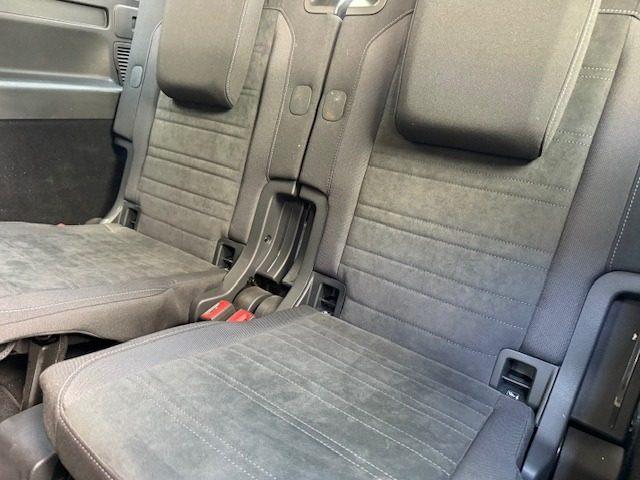 VOLKSWAGEN Touran 1.6 TDI 115 CV SCR DSG BlueMotion Tech. 7 POSTI