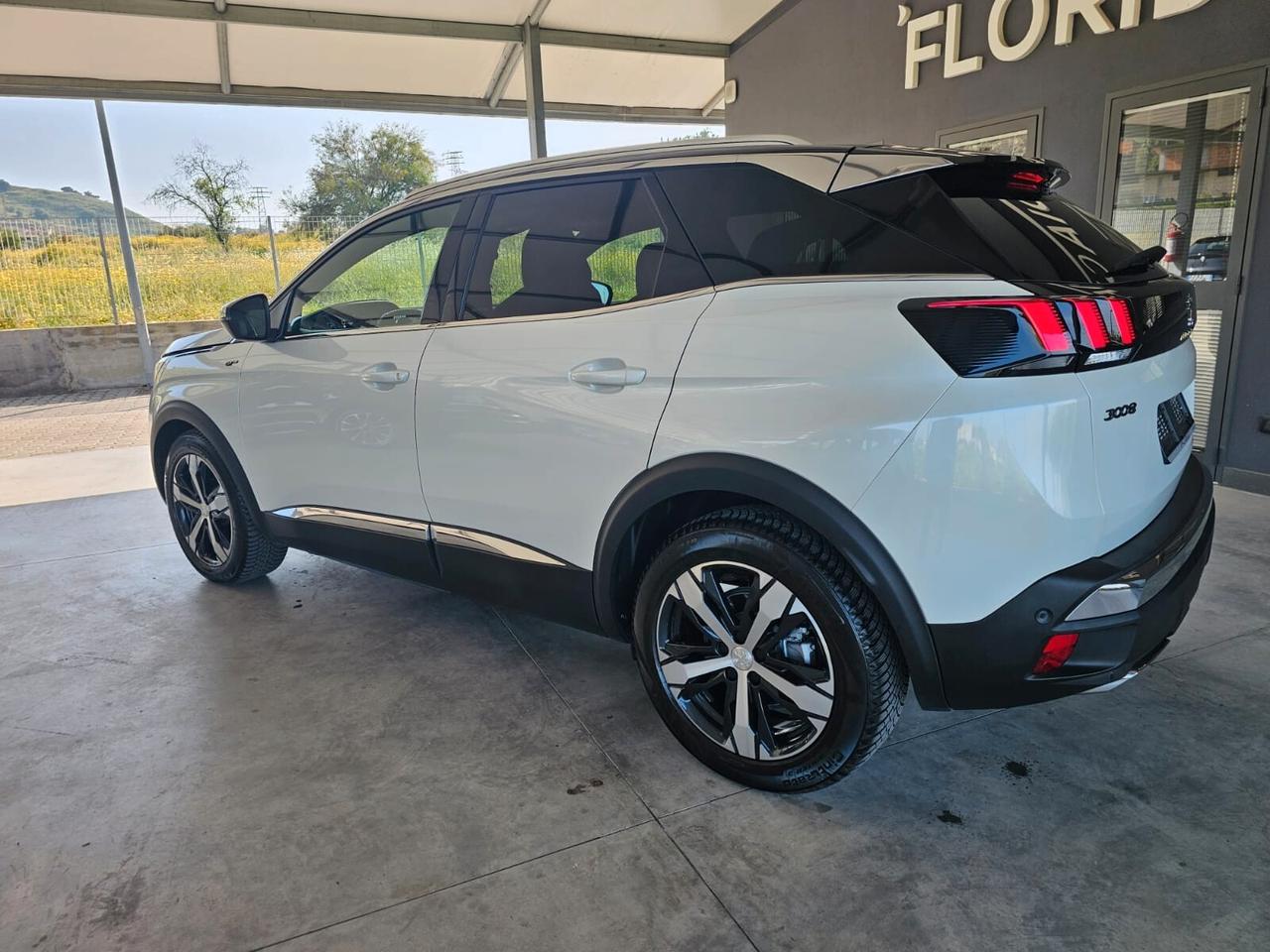 PEUGEOT 3008 2.0 HDI 180CV GT-LINE