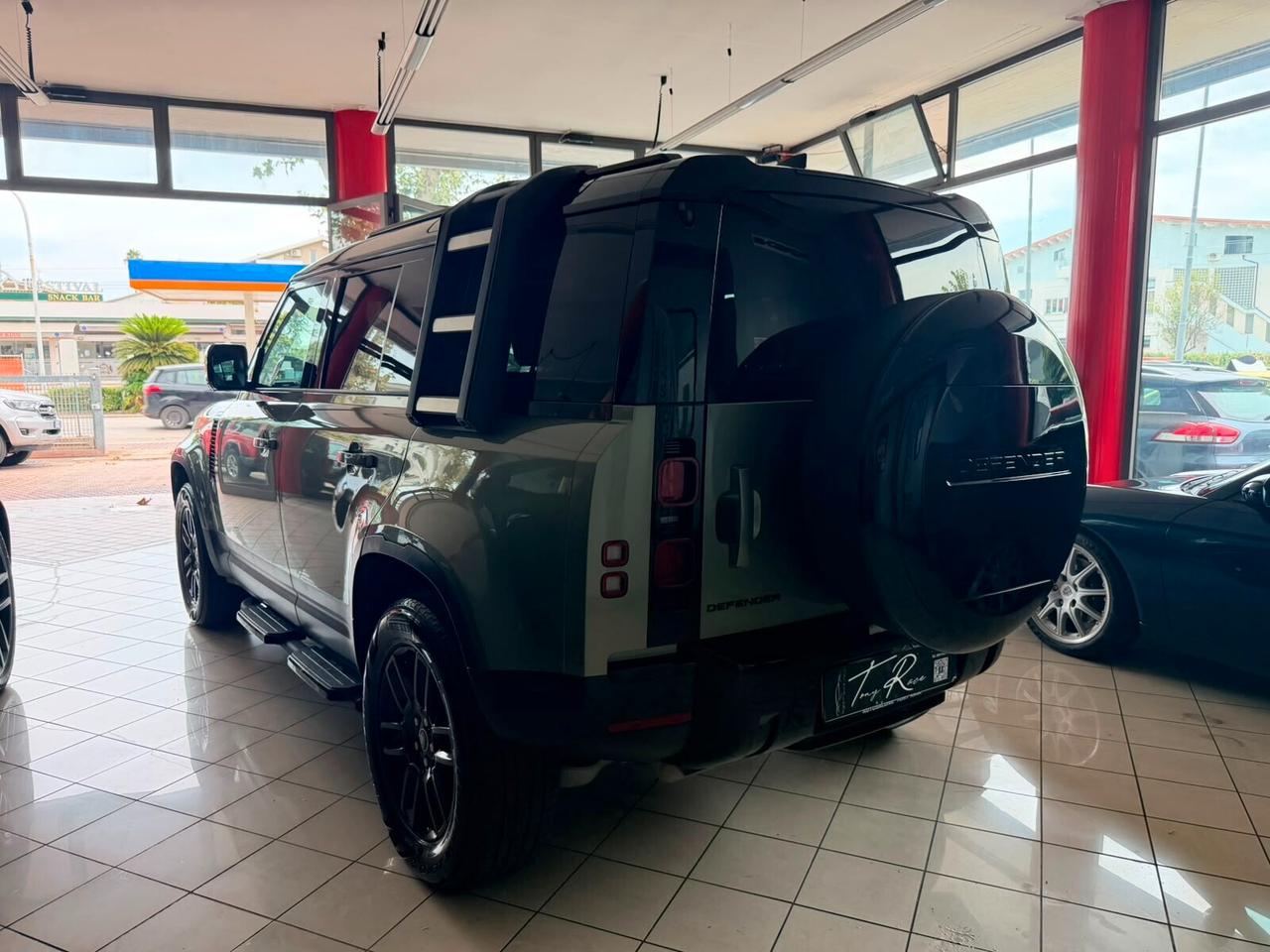 Land Rover Defender 110 3.0 DIESEL N1 AUTOCARRO + GANCIO TRAINO