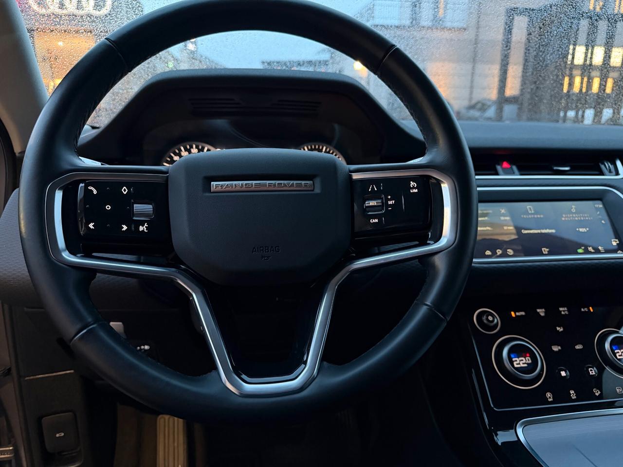 Land Rover Range Evoque 1.5 I3 PHEV 300 CV AWD