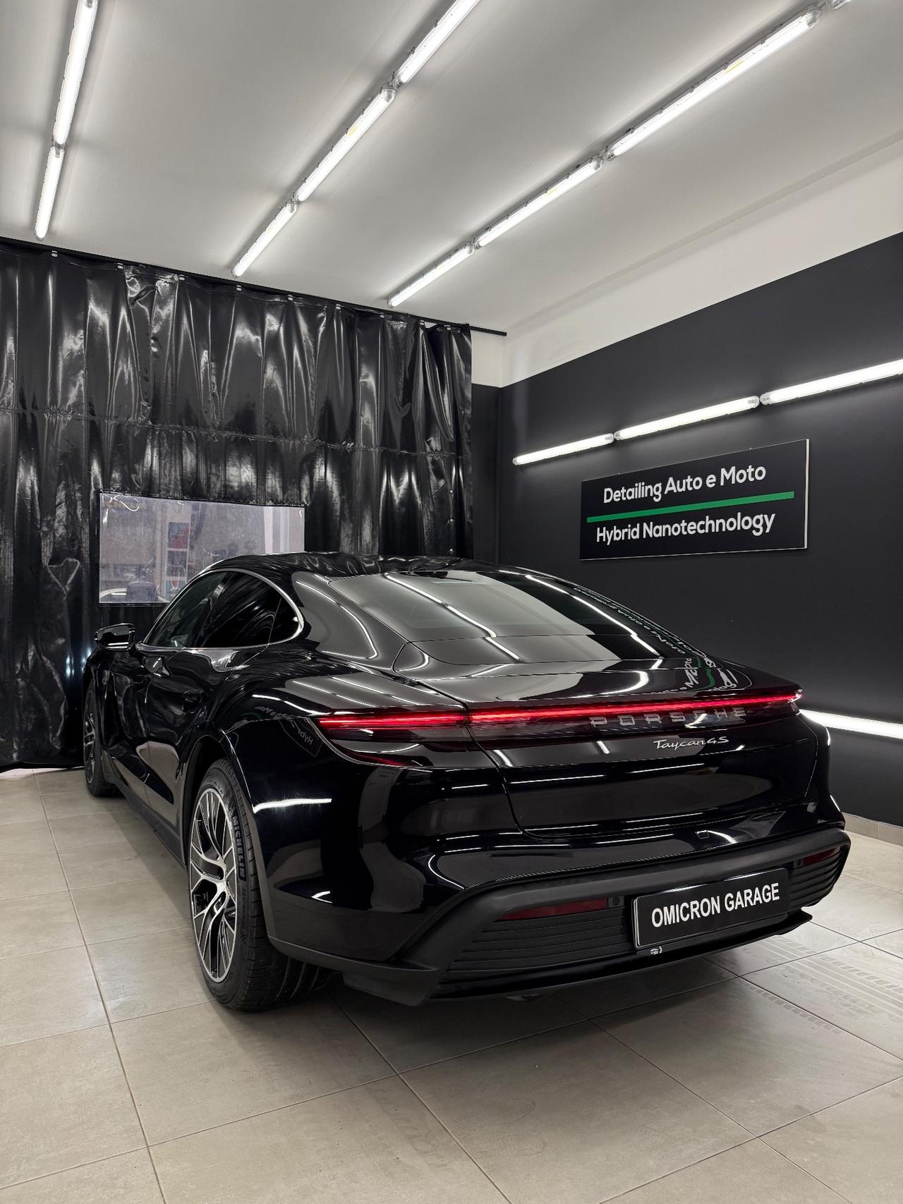 Porsche Taycan 4S