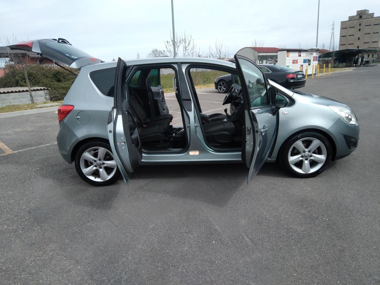 Opel Meriva 1.4 100CV Cosmo x neopatentati