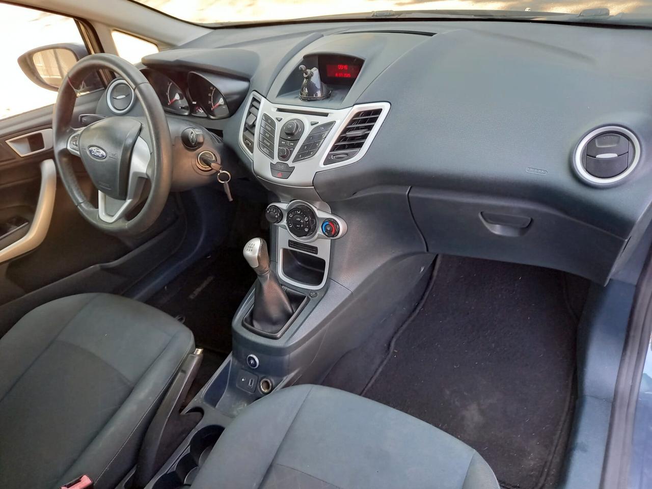 Ford Fiesta 1.4 93cv GPL Rinnovato Garanzia 12m