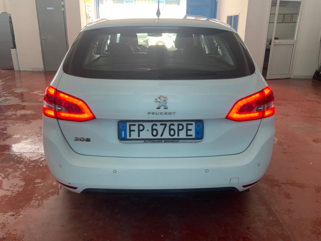 Peugeot 308 BlueHDi 100 S&S SW Active