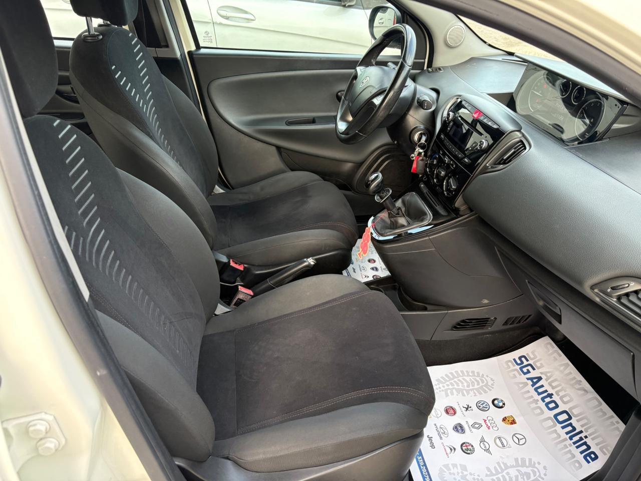 Lancia Ypsilon 1.2 69 CV 5 porte GPL Ecochic Gold