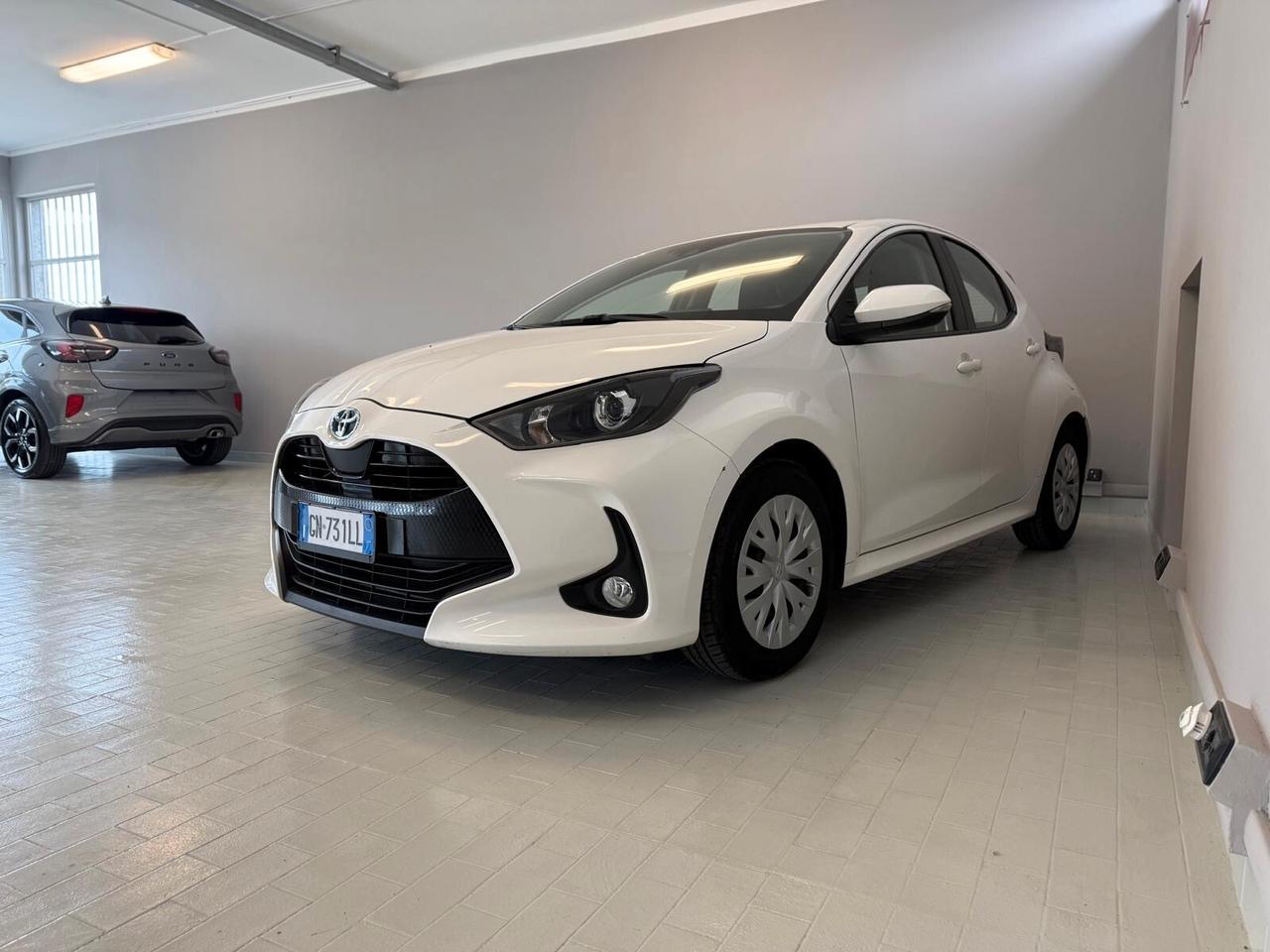 Toyota Yaris 1.5 Hybrid 5 porte Business
