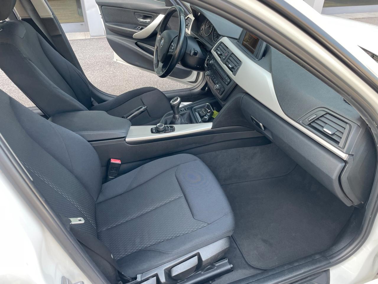 Bmw 318 2.0d 143CV xDrive Touring