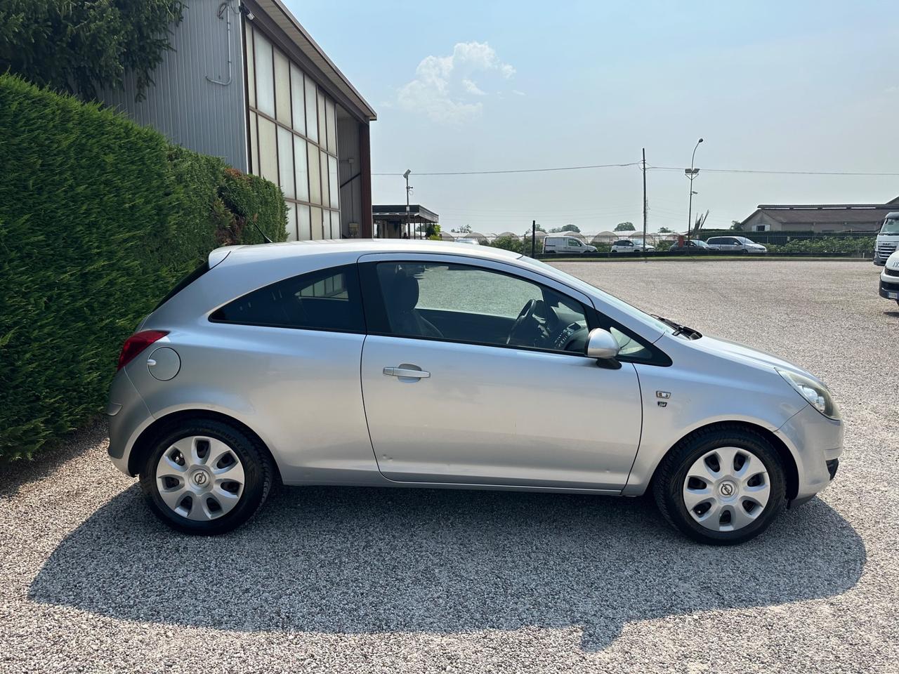 Opel Corsa 1.0 12V 3 porte Edition