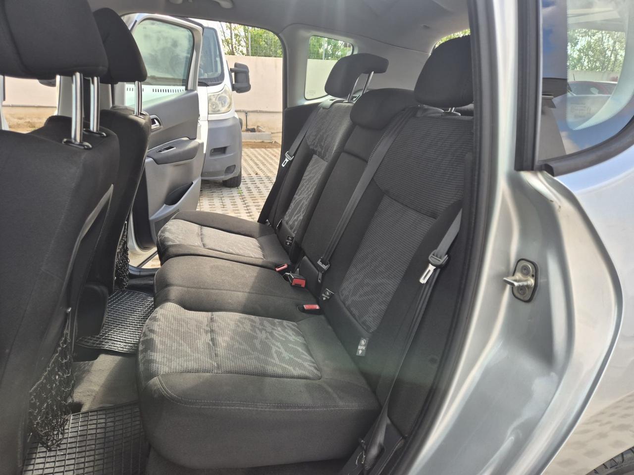 Peugeot 3008 1.6 HDi 110CV CAMBIO AUTOMATICO