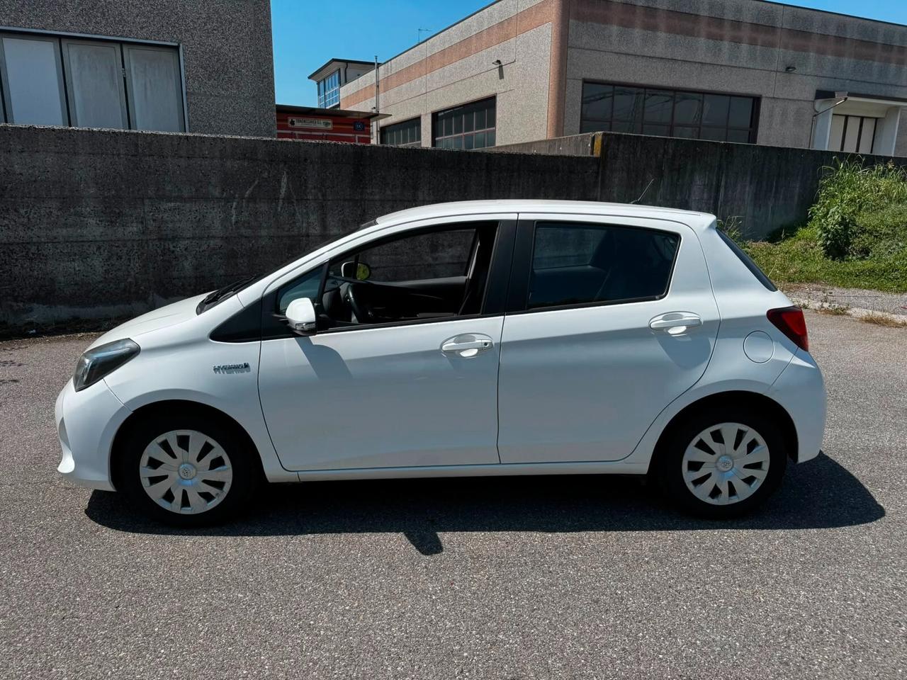 Toyota Yaris 1.5 Hybrid 5 porte Active