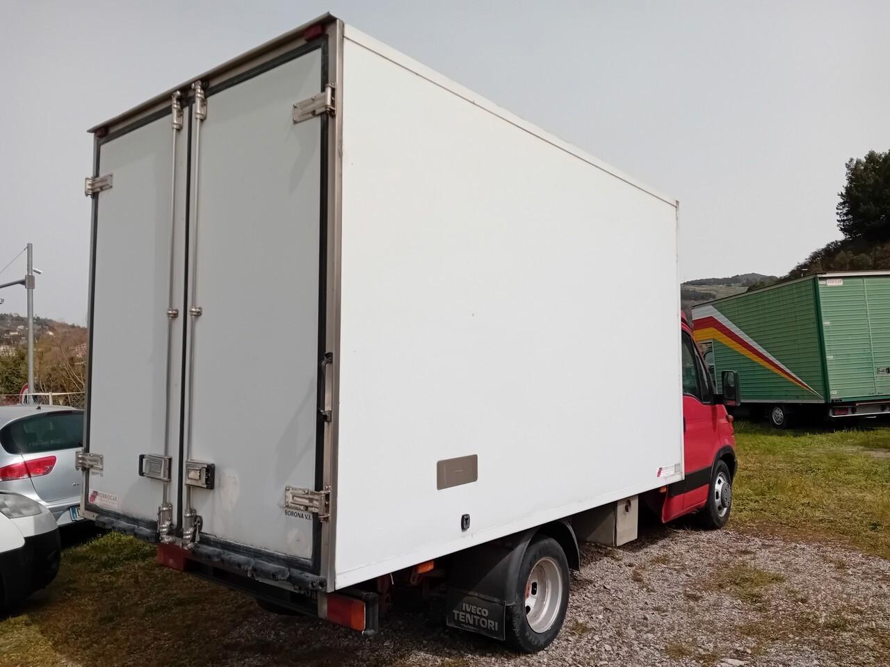 IVECO TURBO DAILY 35C13 CON CASSONE ISOTERMICO