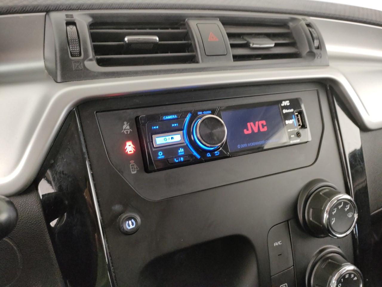 MAHINDRA KUV100 1.2 K6+
