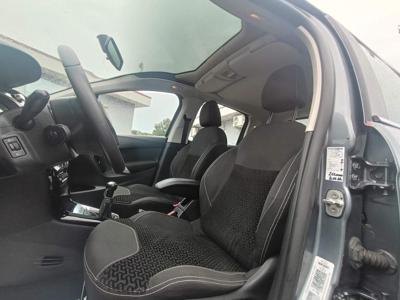 Citroen C3 1.1 Exclusive GPL fino al 2023 uni proprietario