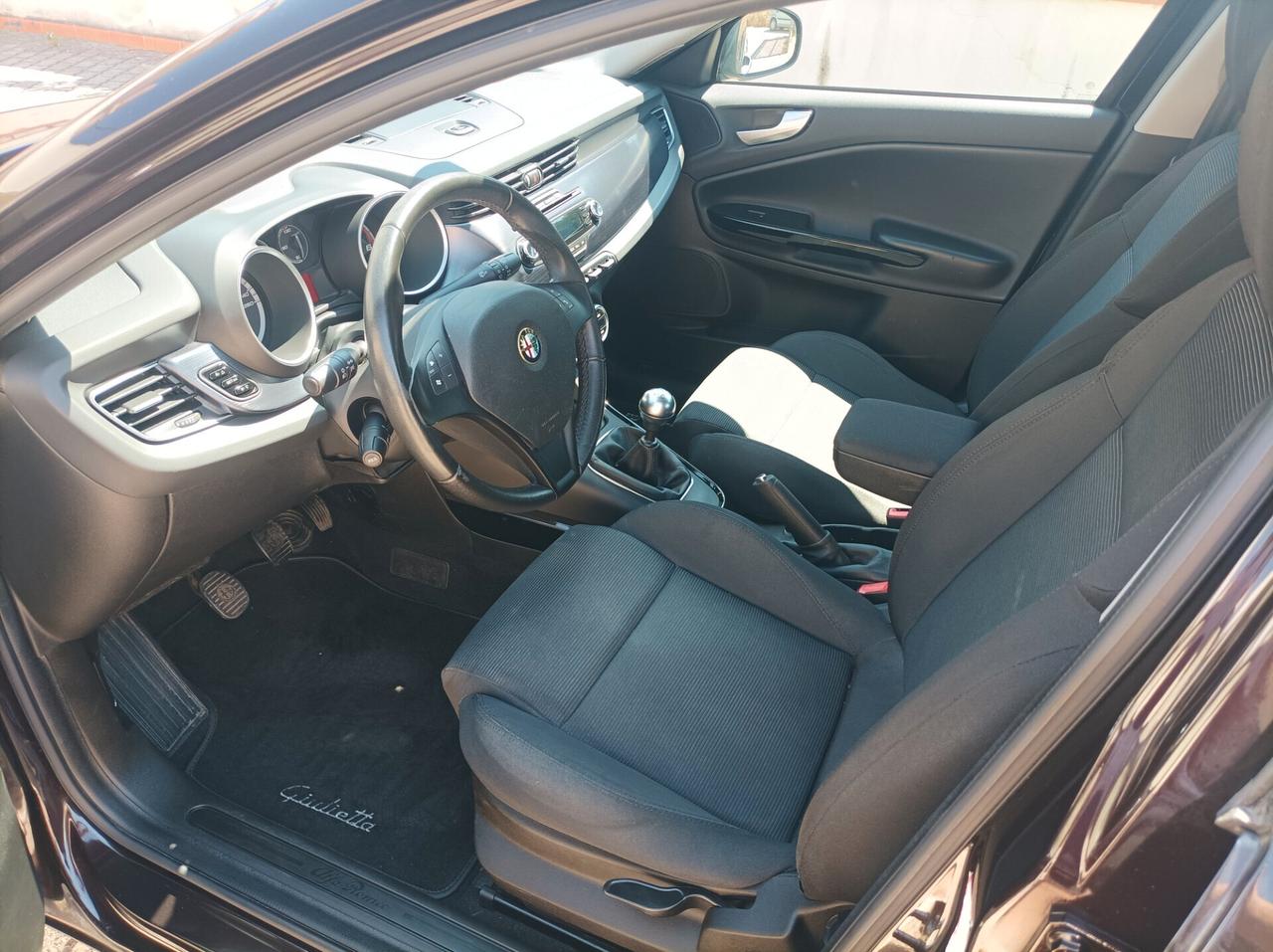Alfa Romeo Giulietta 1.6 JTDm-2 105 CV Distinctive