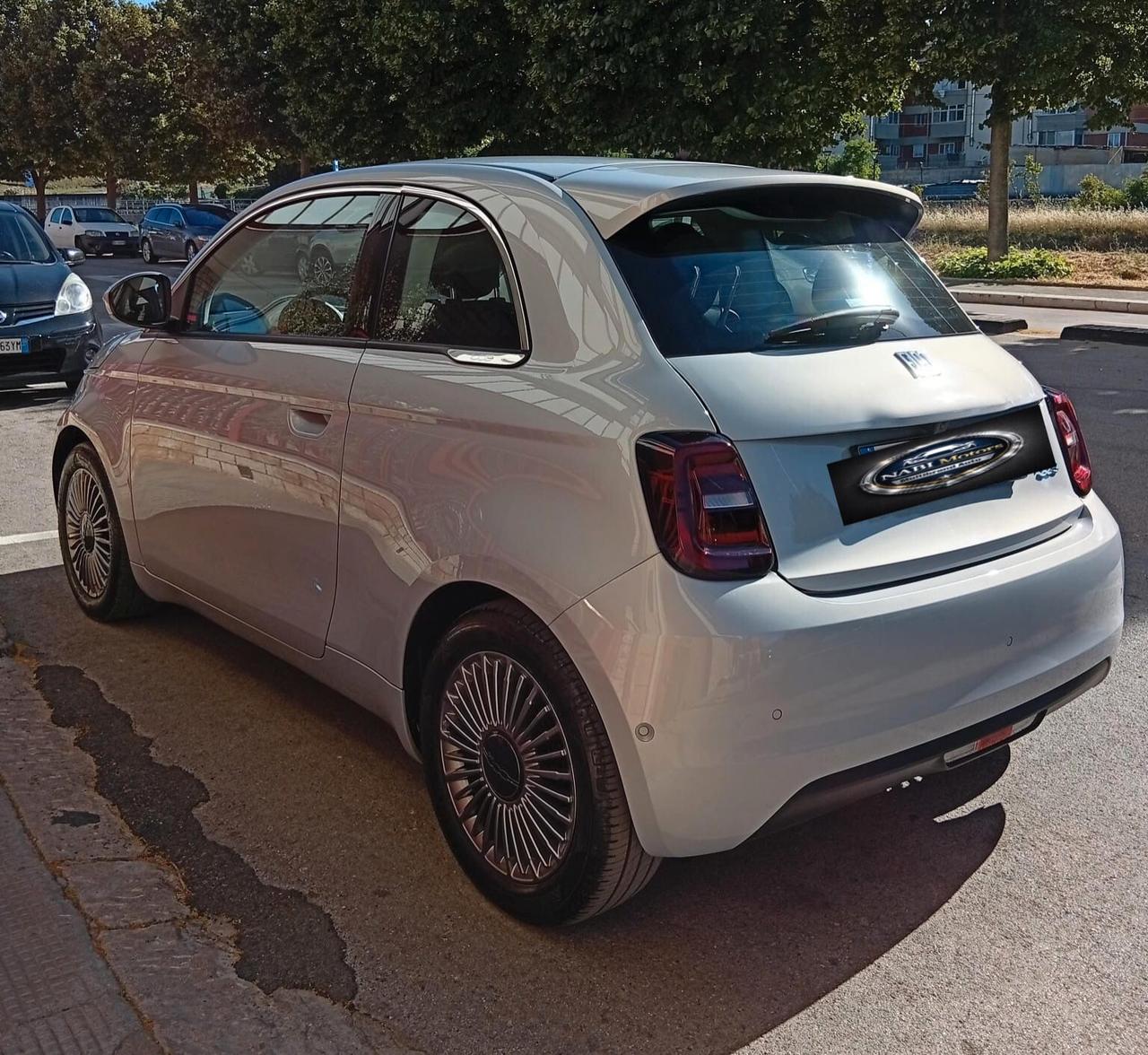 Fiat 500e Berlina 42 kWh *PARI AL NUOVO*
