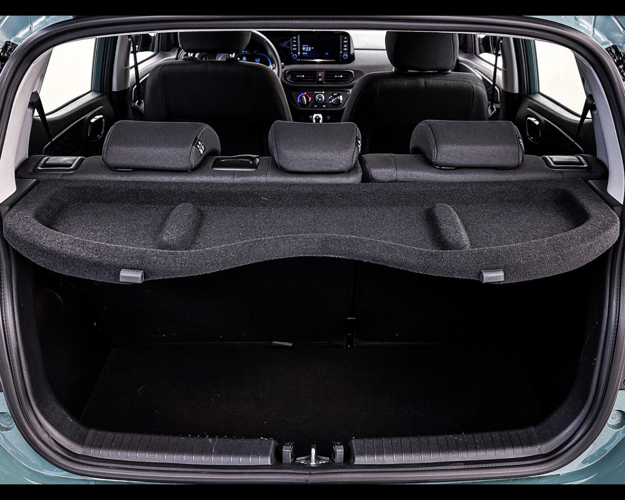 HYUNDAI i10 3ª serie - i10 1.0 MPI AT Connectline