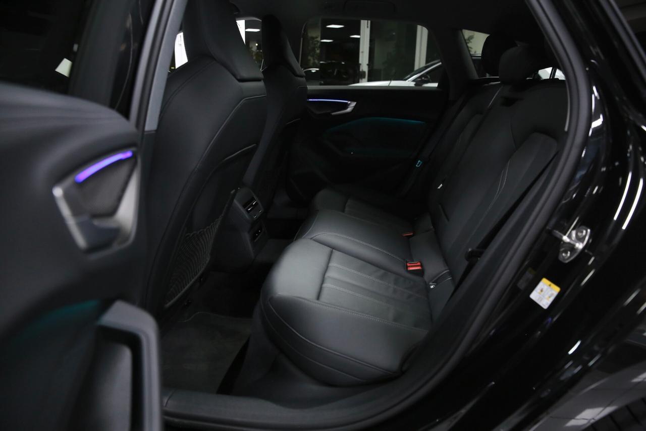 Audi A5 Avant 2.0 TDI mhev+ 204 cv S tronic S line edition_2025