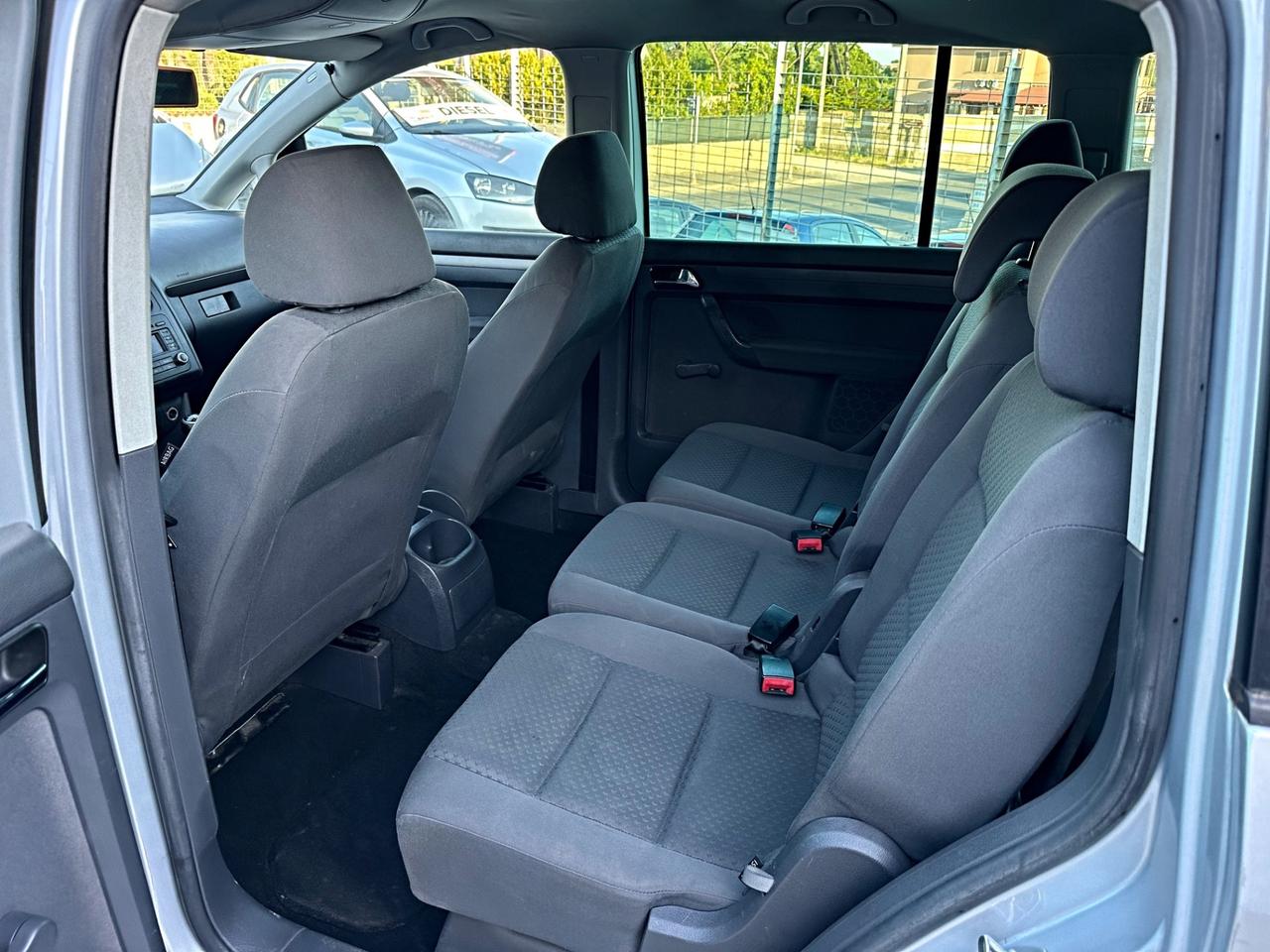 Volkswagen Touran 2.0 16V TDI DSG Highline Garanzia 12 Mesi