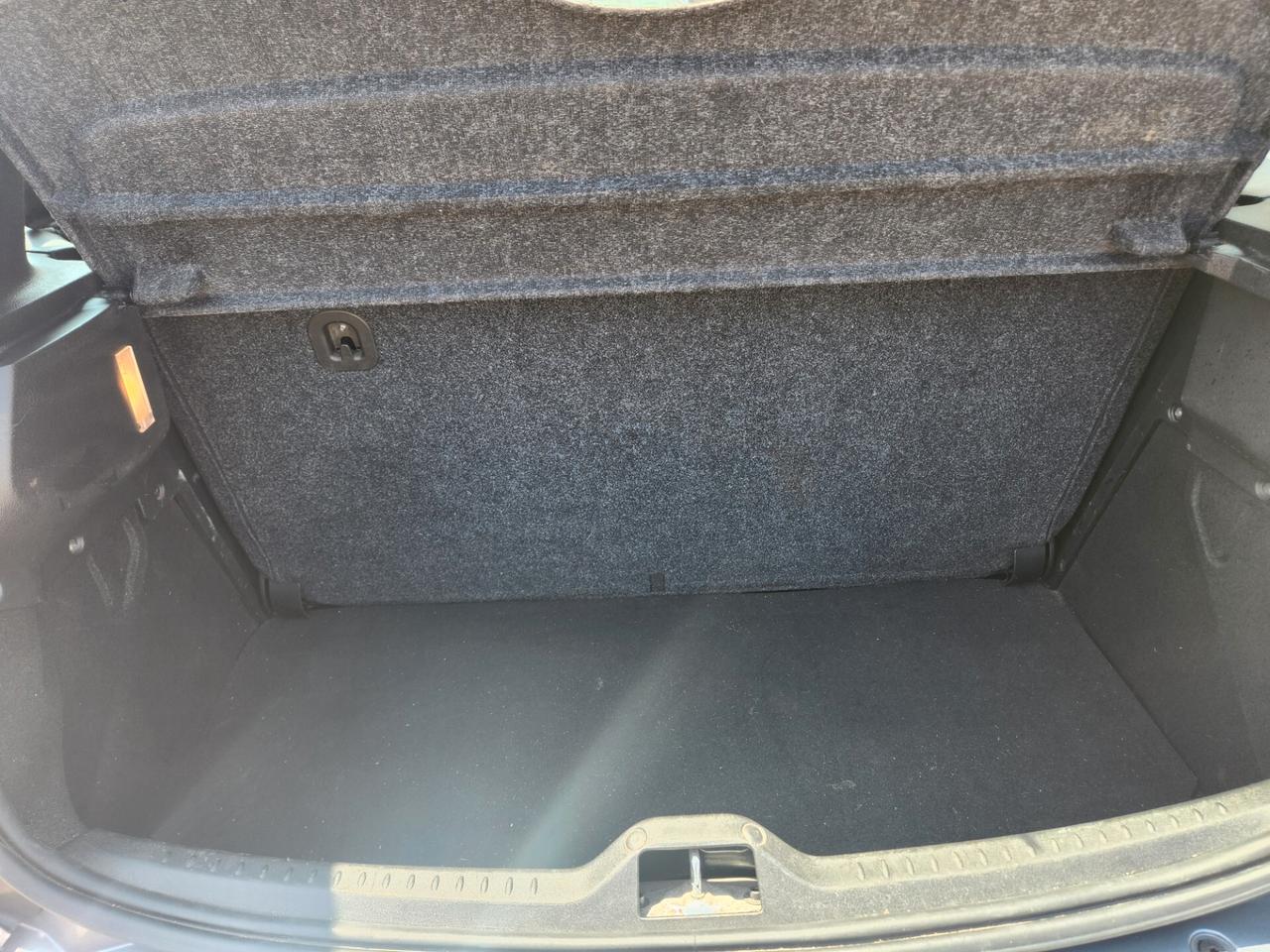 Lancia Ypsilon 1.2 BENZINA X NEOPATENTATI